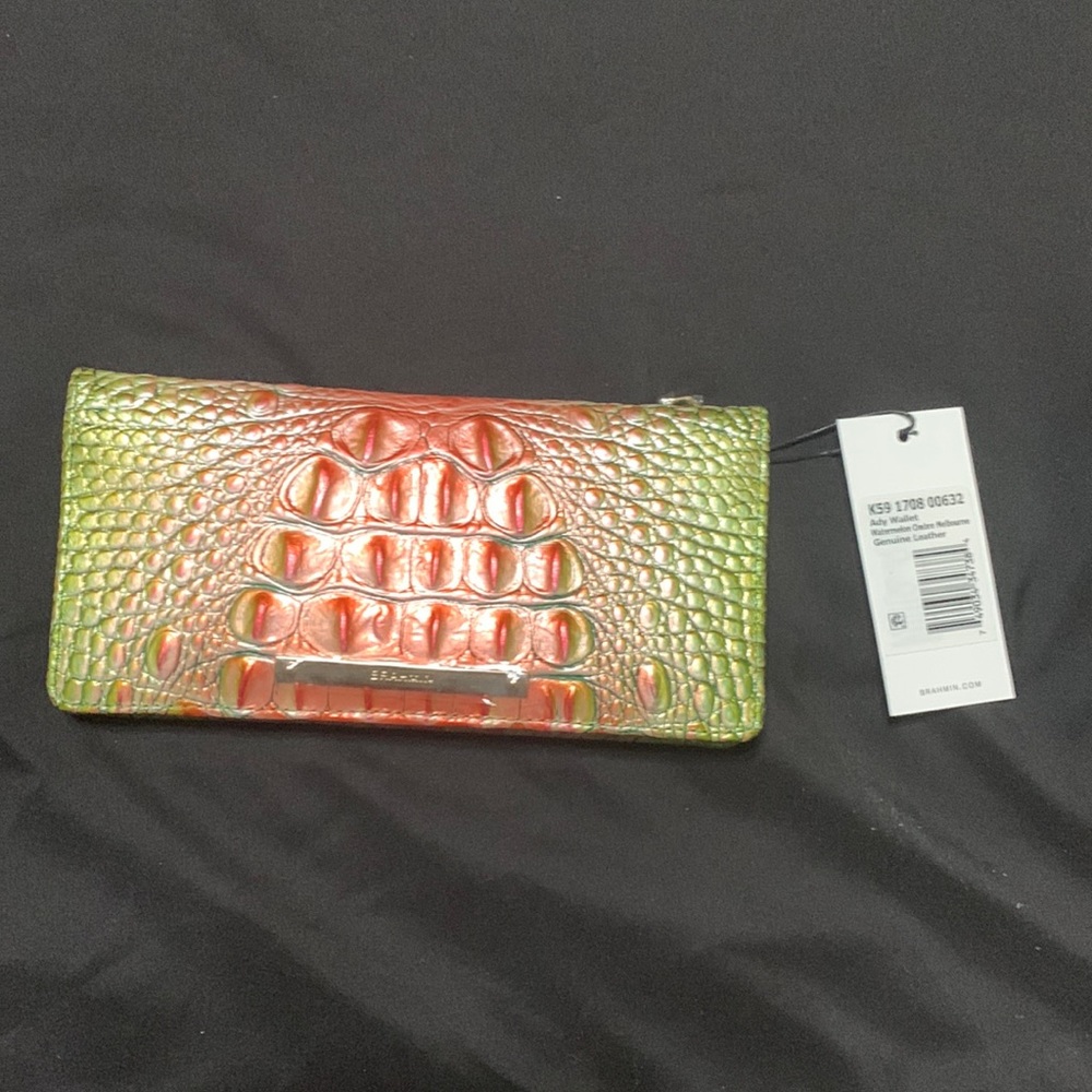 Ladies brand new Brahmin wallet